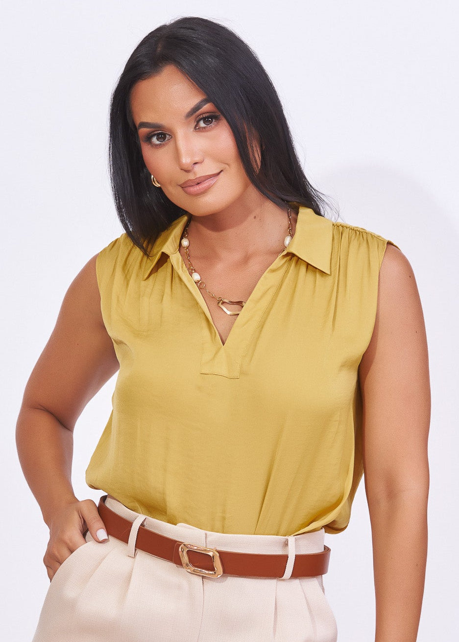 Blusa sin mangas color mostaza