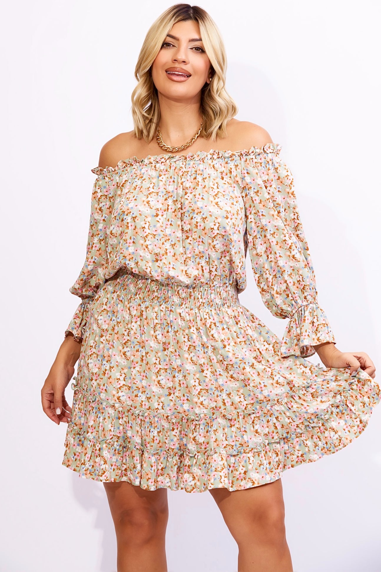 Vestido corto estampado Off Shoulder