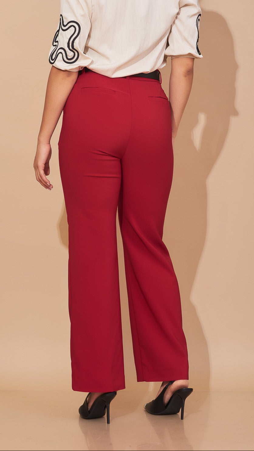 Pantalón rojo de pierna ancha