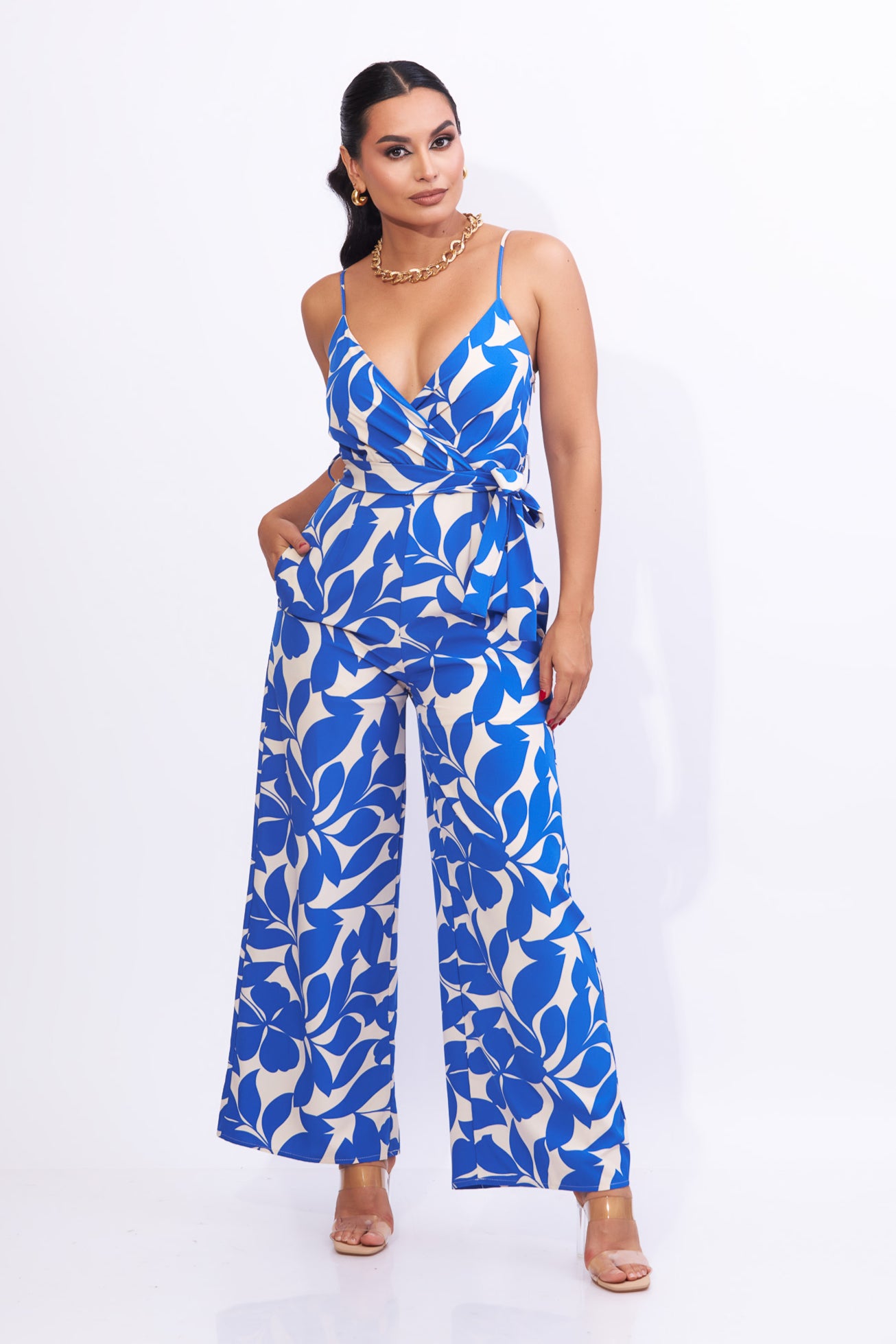 Enterizo de tirantes estampado azul con blanco