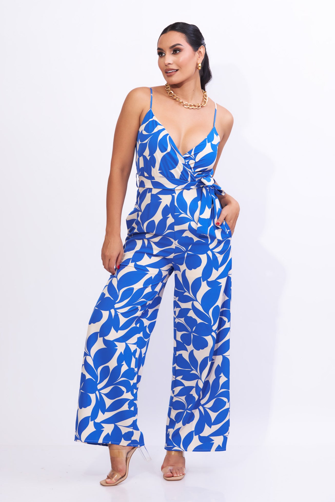 Enterizo de tirantes estampado azul con blanco