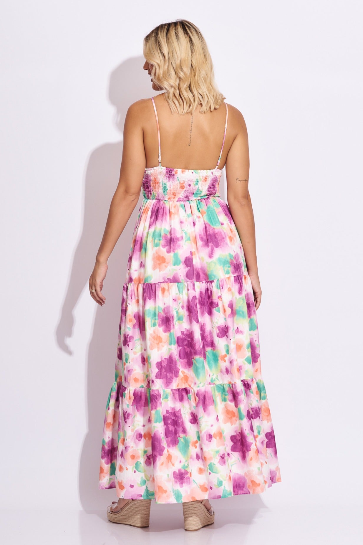 Maxi vestido de tirantes en colores