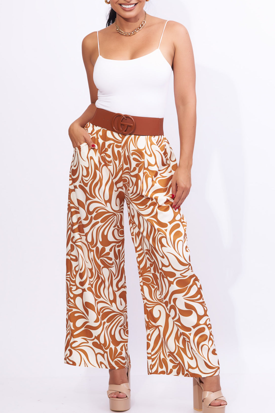 Pantalón ancho en tela fresca estampado