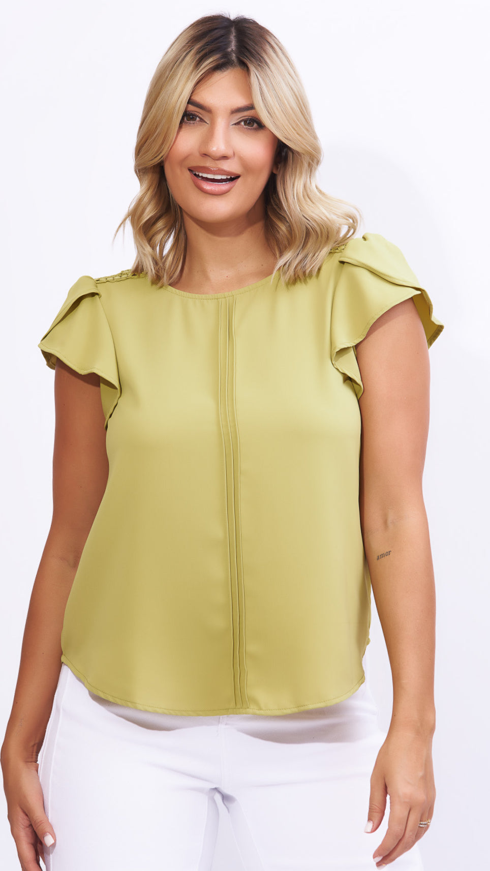 Blusa verde lisa con vuelo en mangas